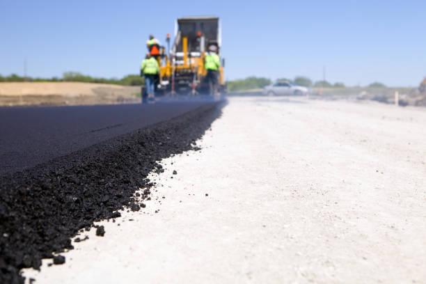 Best Driveway Paving Contractor  in Hemlock Farms, PA